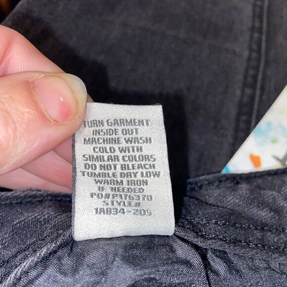 NWT almost famous distressed crop black denim jeans - Picture 9 of 10